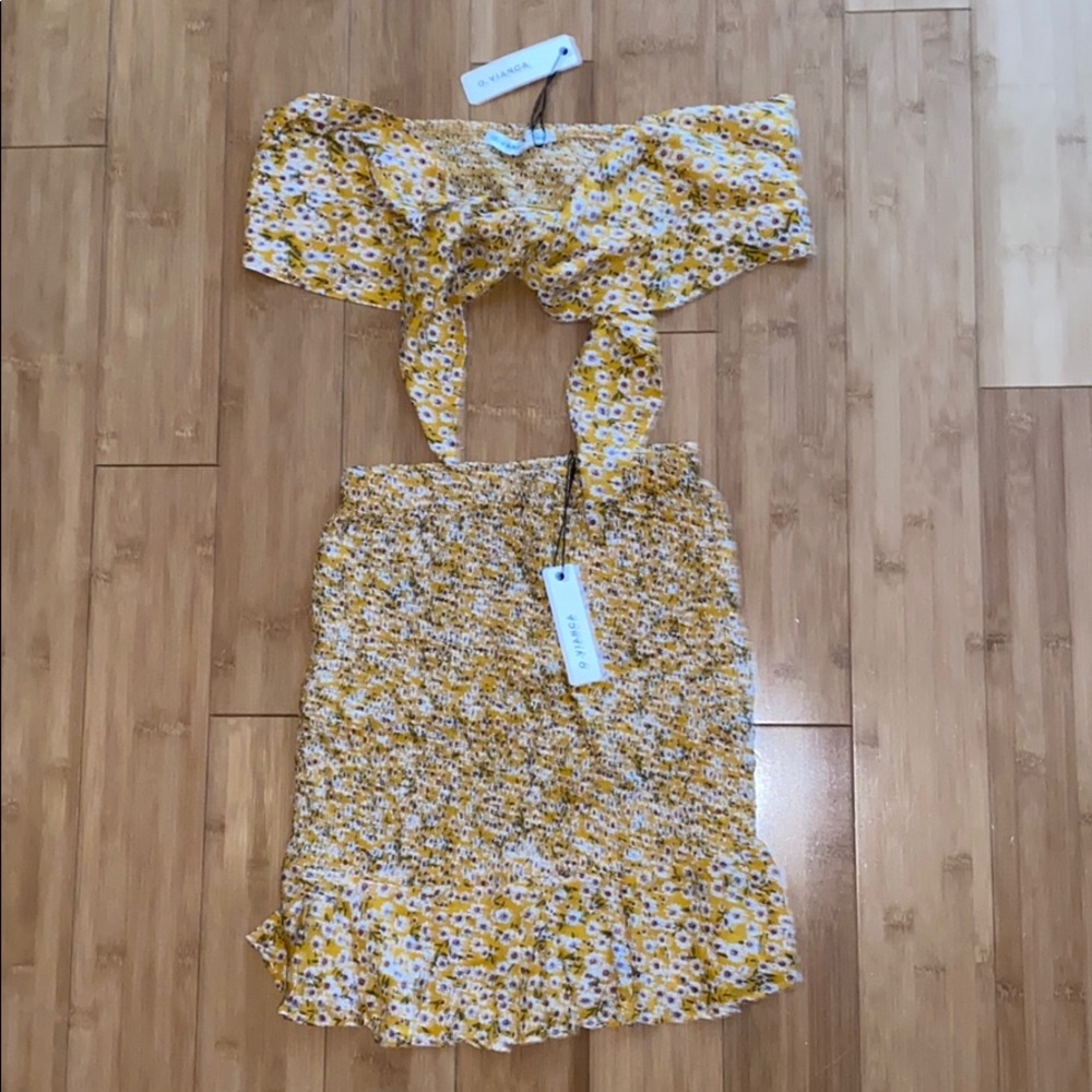 NWT Two piece resort skirt and tie bandeau top